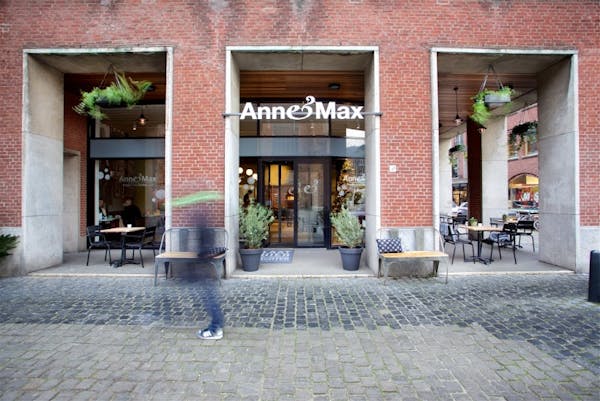 Anne & Max