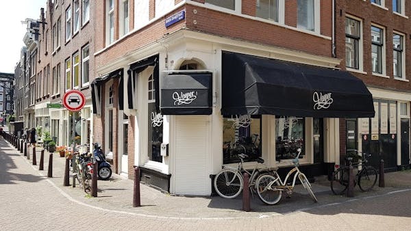 Vesper Bar
